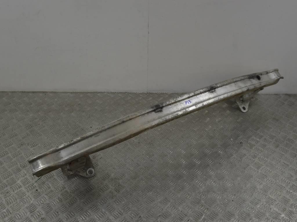 Усилитель бампера переднего