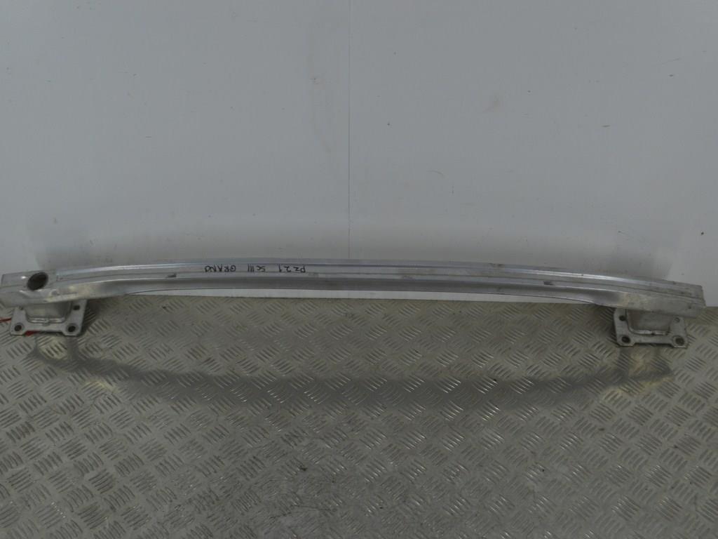 Усилитель бампера заднего