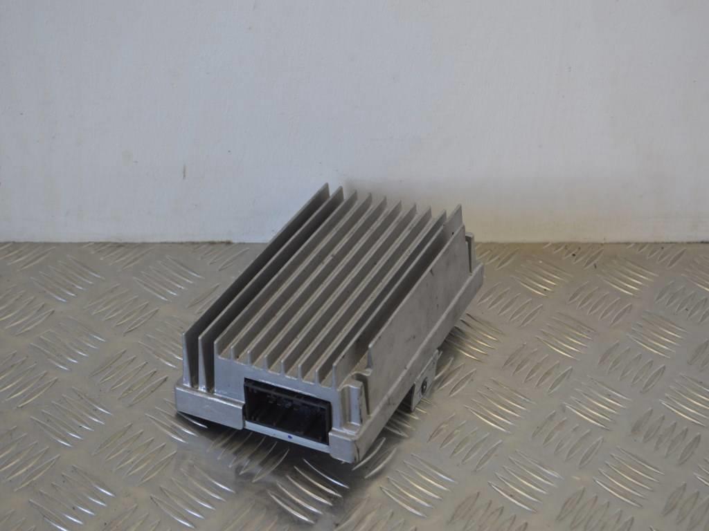 Усилитель музыкальный