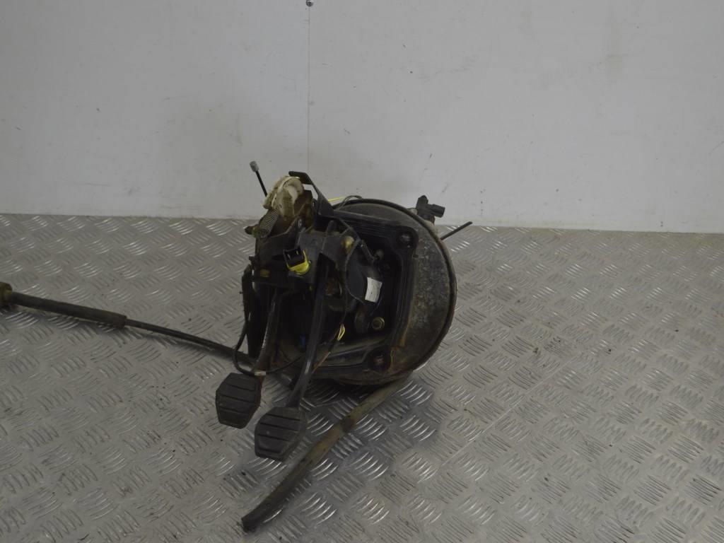 Вакуумный усилитель тормозов Renault Megane 1 (1996-2002)