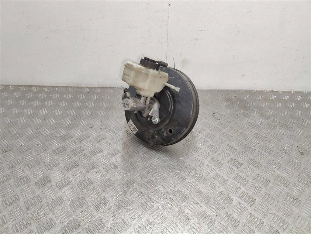 Вакуумный усилитель тормозов