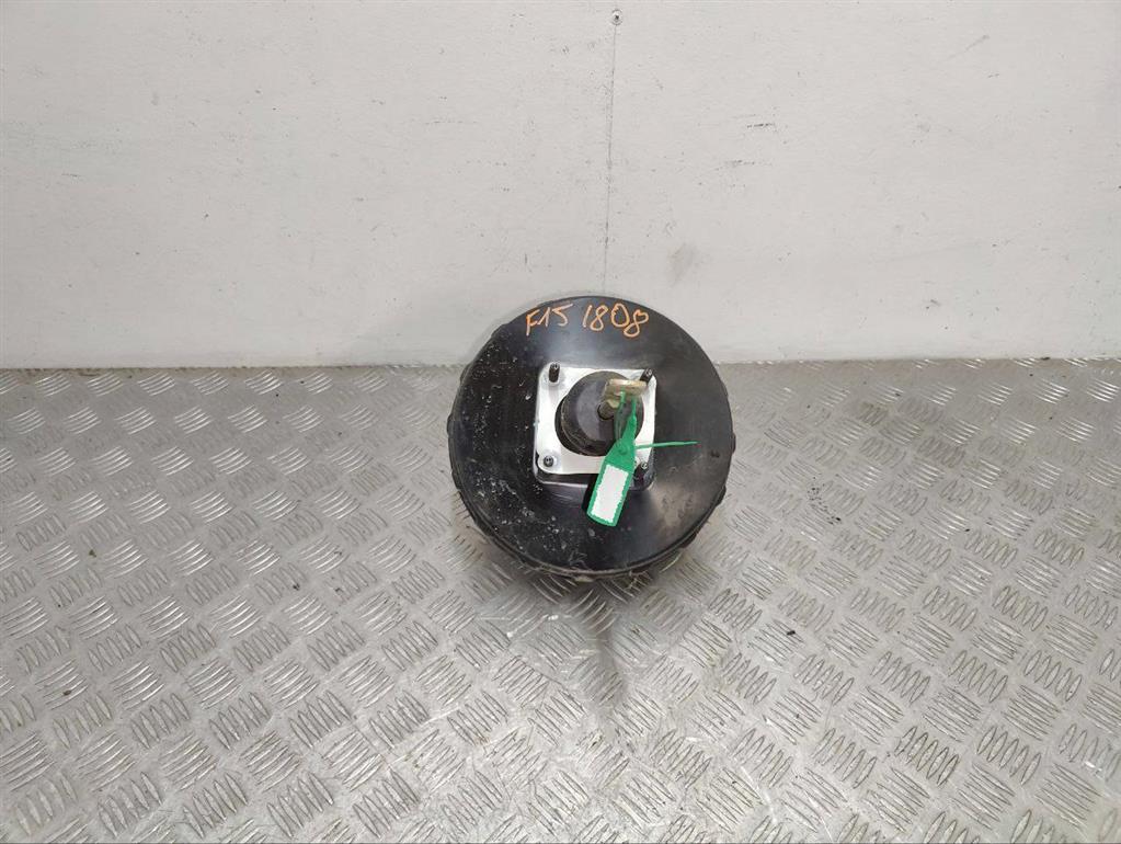 Вакуумный усилитель тормозов