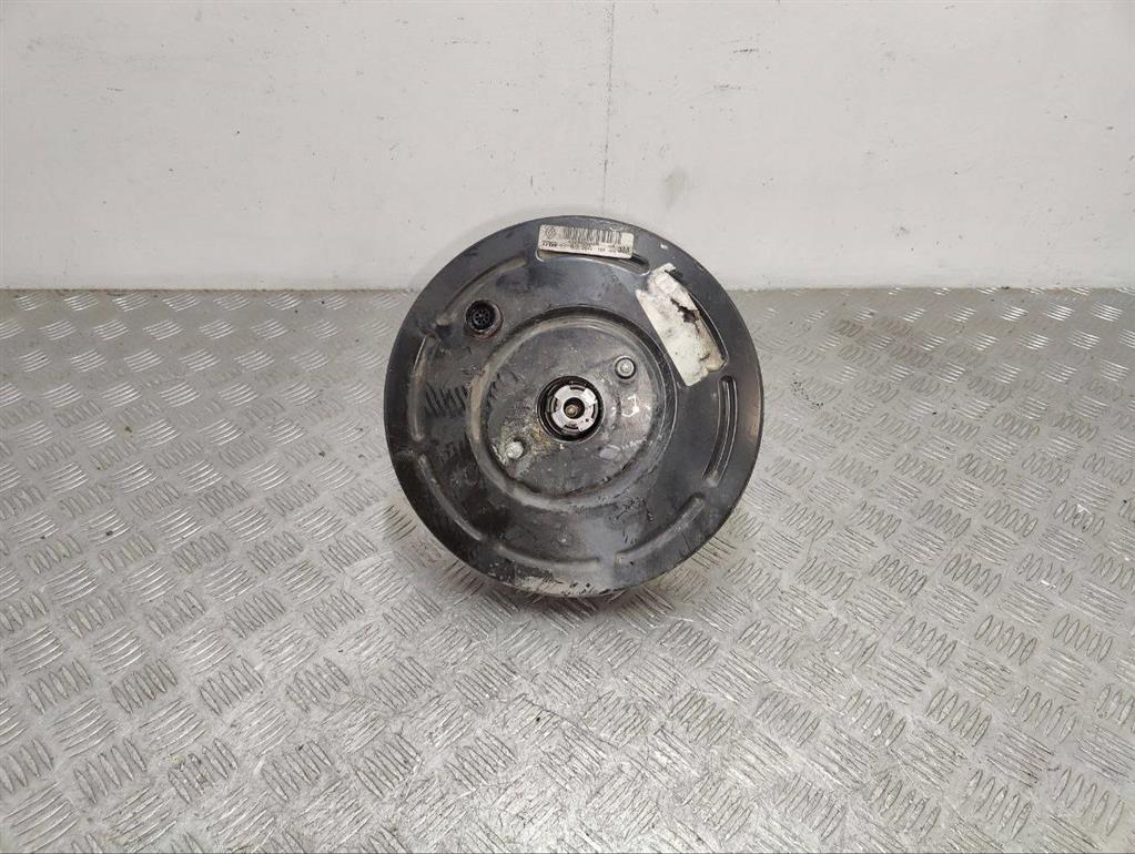 Вакуумный усилитель тормозов