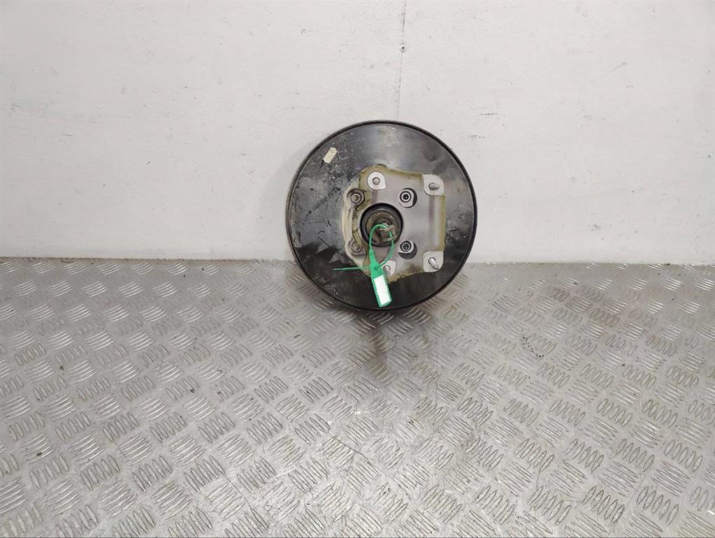 Вакуумный усилитель тормозов