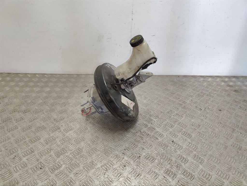 Вакуумный усилитель тормозов