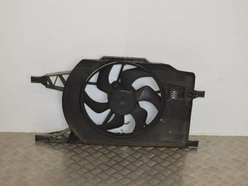 Вентилятор радиатора Renault Laguna 2 (2001-2007) 8200025635