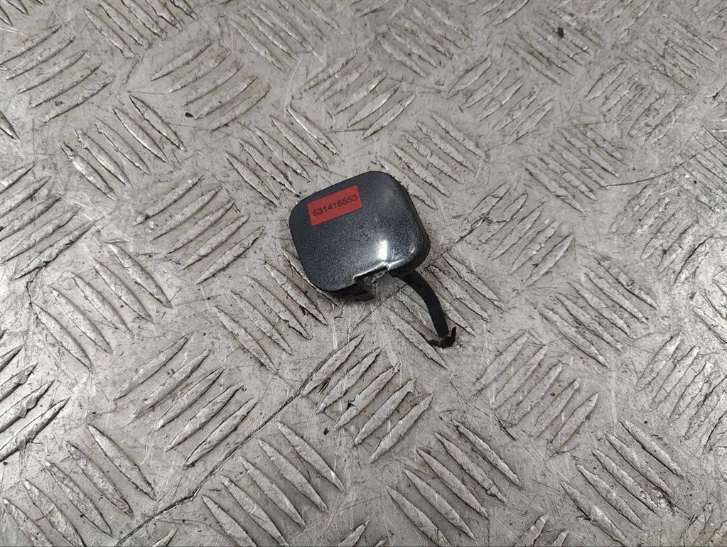 Заглушка (решетка) в бампер задний