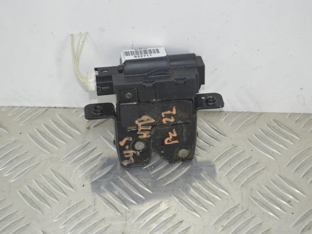 Замок багажника Renault Laguna 3 (2007-2015) 8200747429