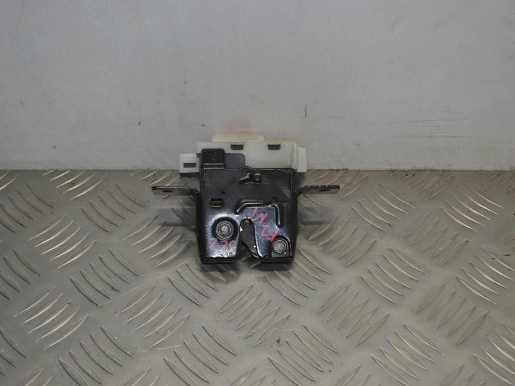 Замок багажника Renault Megane 2 (2002-2008) 8200076240