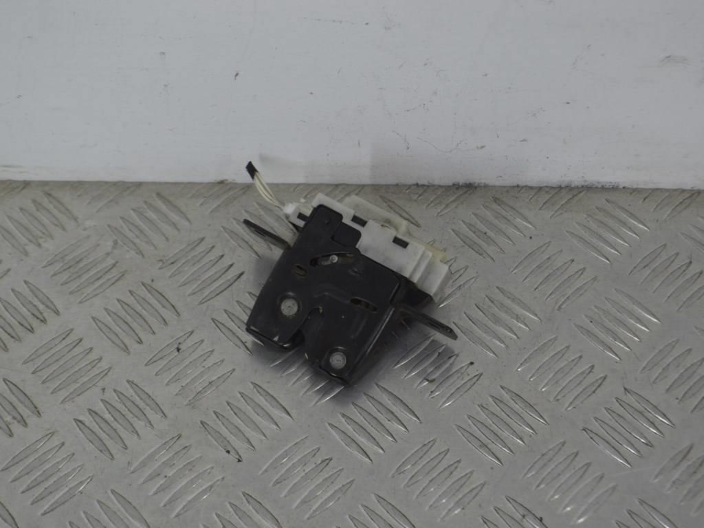 Замок багажника Renault Megane 2 (2002-2008) 8200076240