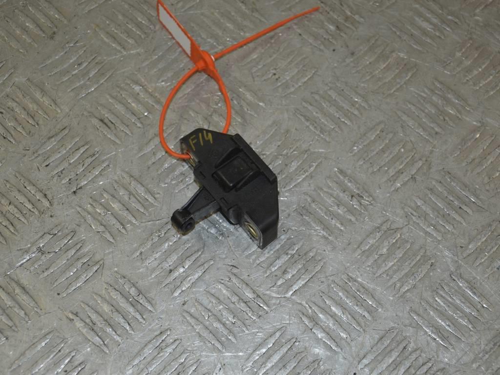 Замок багажника