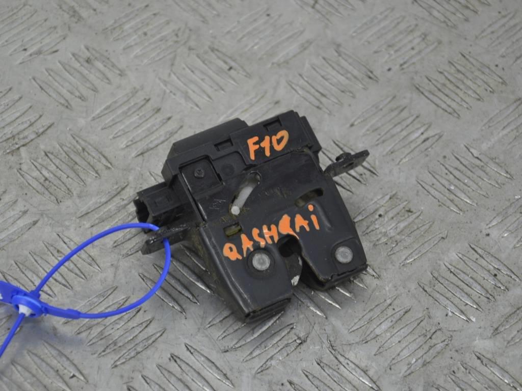 Замок багажника