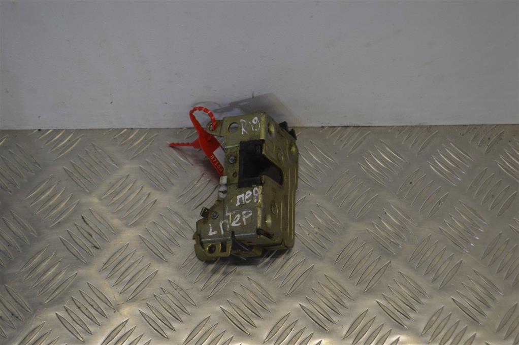 Замок двери передней левой Renault 19 (1992-2000)
