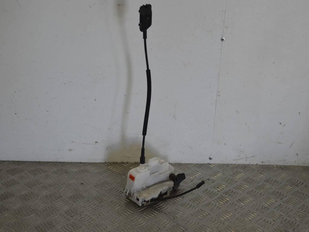 Замок двери передней левой Renault Laguna 2 (2001-2007) 8200000661