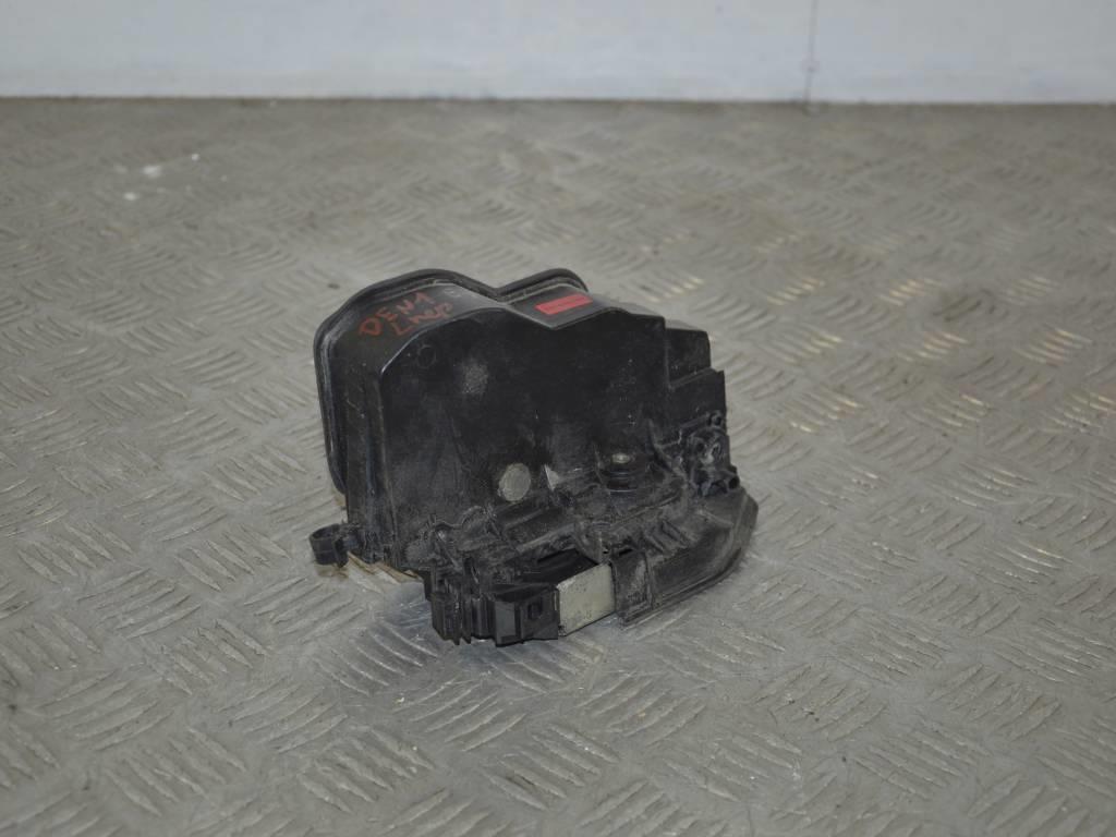 Замок двери передней левой