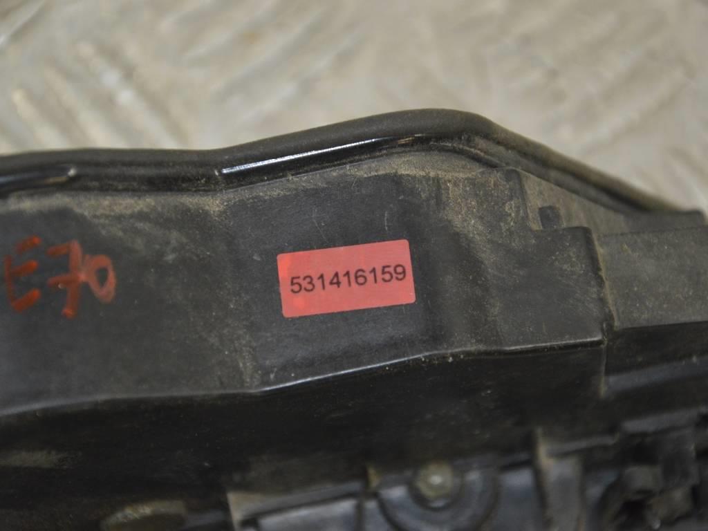 Замок двери передней левой