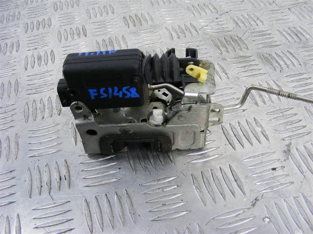 Замок двери передней правой Renault Logan 1 (2004-2014)