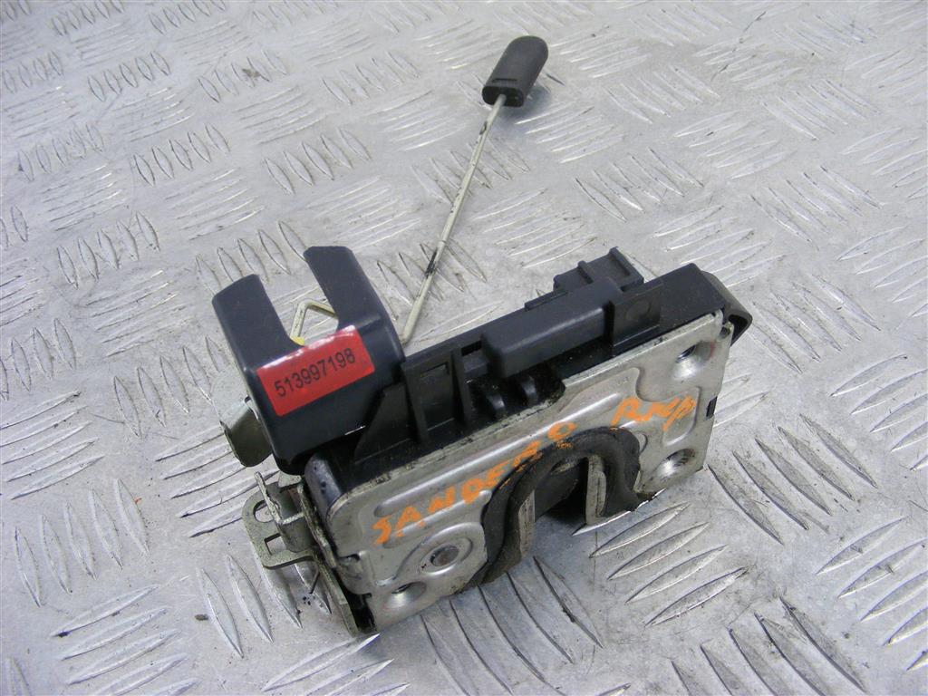 Замок двери передней правой