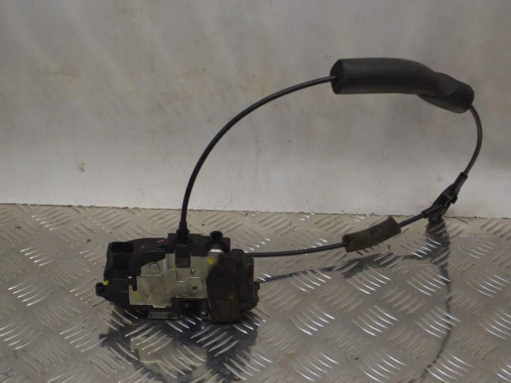 Замок двери передней правой Renault Scenic 3 (2008-2015) 805020006R