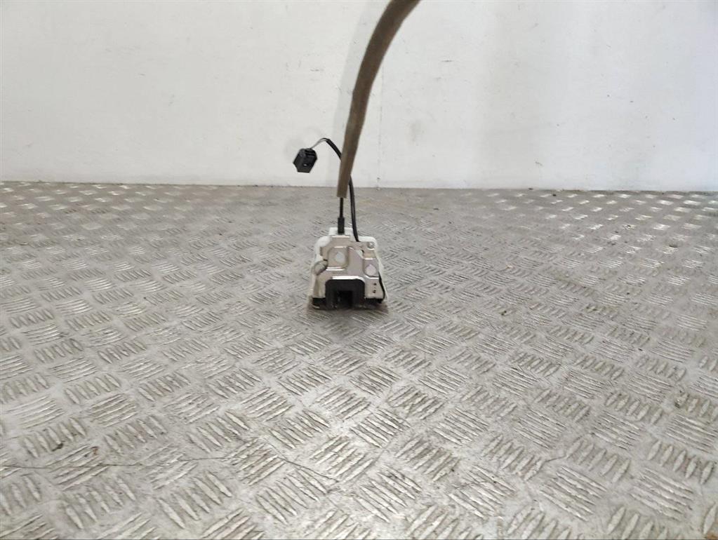 Замок двери распашной