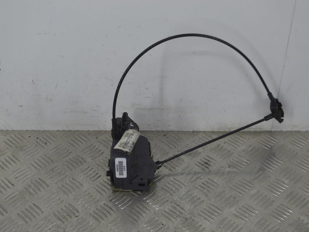 Замок двери задней левой