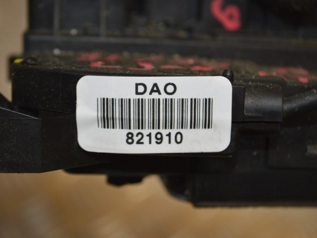 Замок двери задней левой