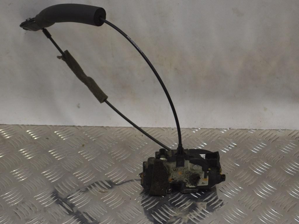 Замок двери задней левой Renault Megane 3 (2008-2019) 825038840R