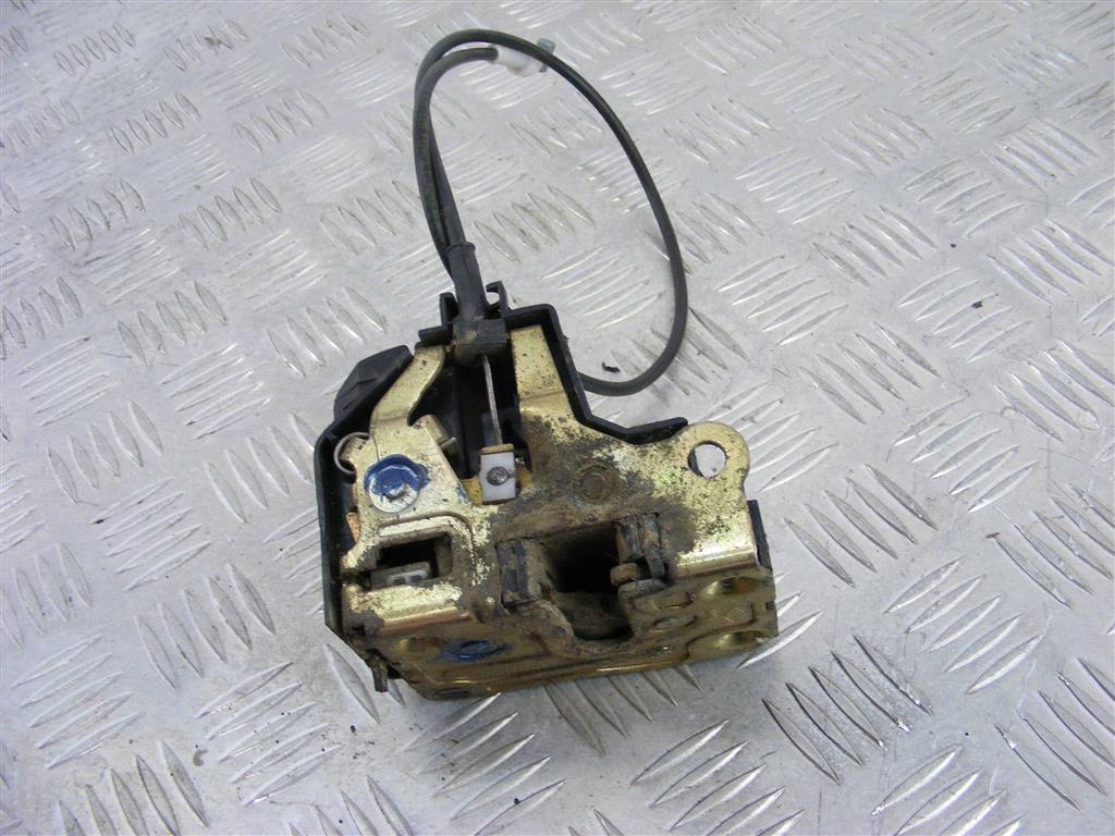 Замок двери задней левой Renault Scenic 1 (1996-2003)