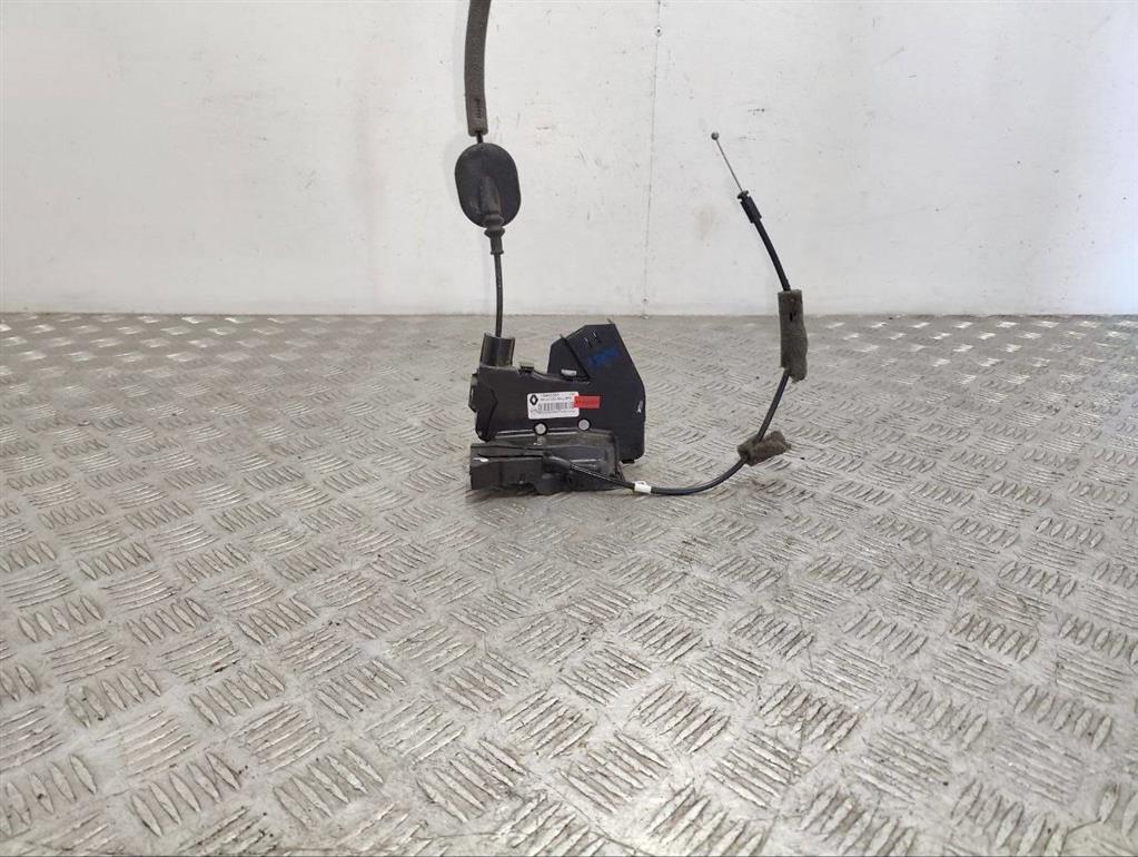 Замок двери задней левой