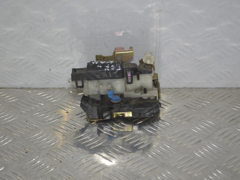 Замок двери задней правой Renault Kangoo 1 (1997-2007)