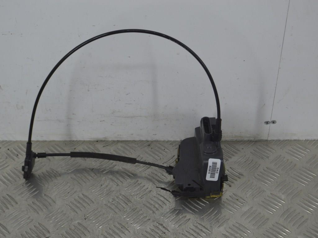 Замок двери задней правой