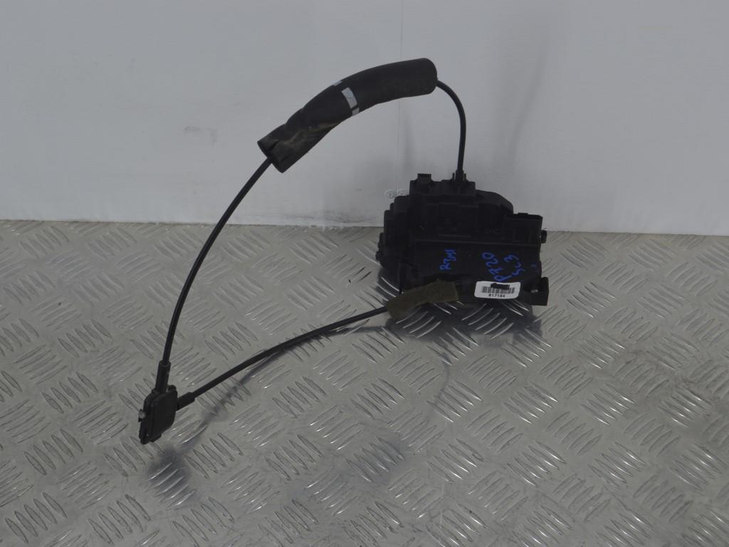 Замок двери задней правой