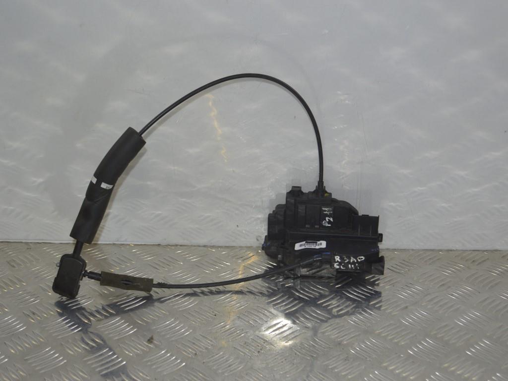 Замок двери задней правой