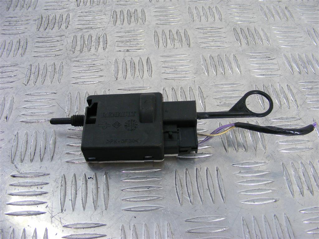 Замок лючка топливного бака Renault Laguna 1 (1993-2001) 7700420164