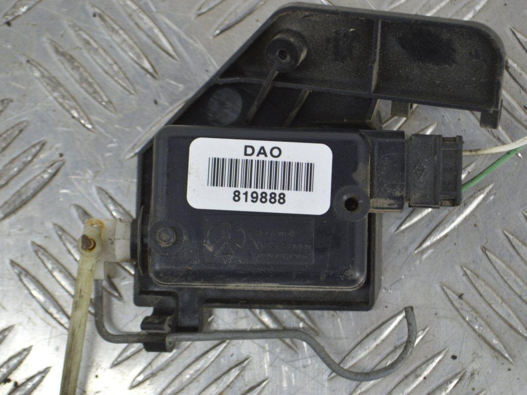 Замок лючка топливного бака