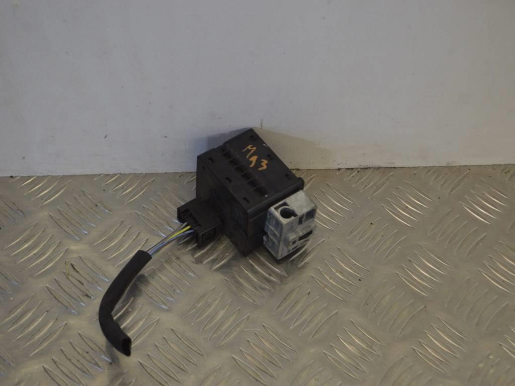 Замок рулевой колонки Renault Megane 3 (2008-2019) 8200604932