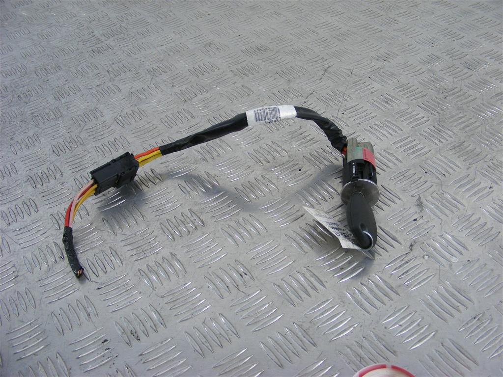 Замок зажигания Renault Sandero 1 (2009-2014)