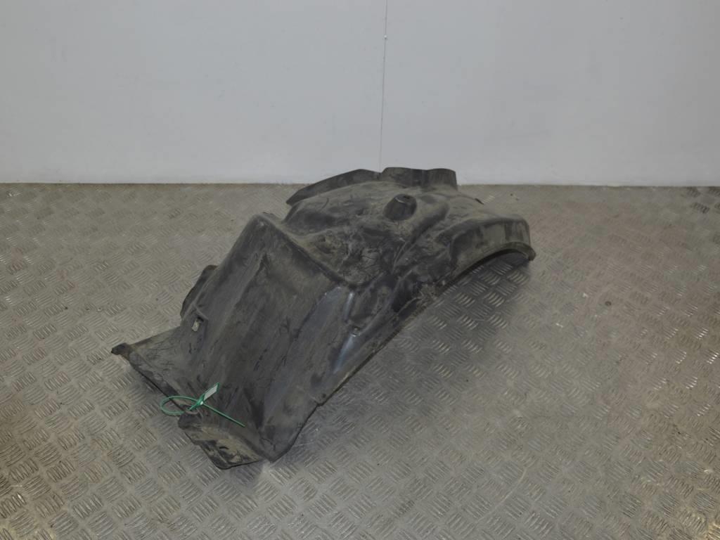 Защита арок передняя правая (подкрылок)