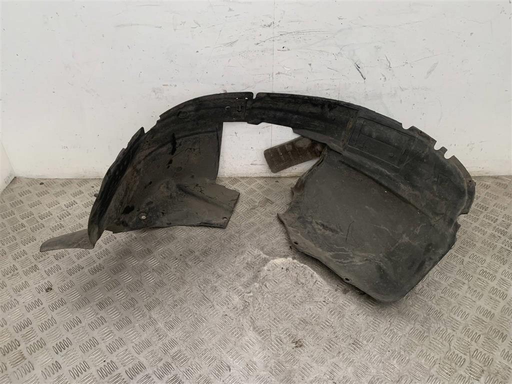 Защита арок передняя правая (подкрылок)