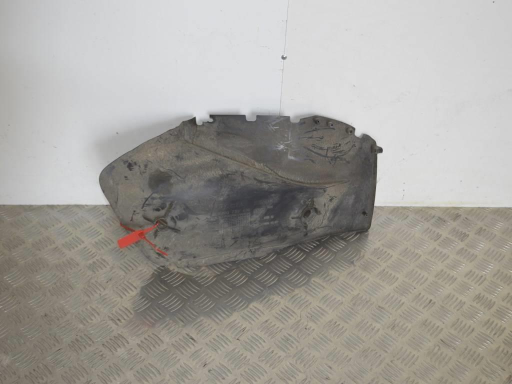 Защита арок задняя правая (подкрылок) Renault Sandero 1 (2009-2014) 8200735436