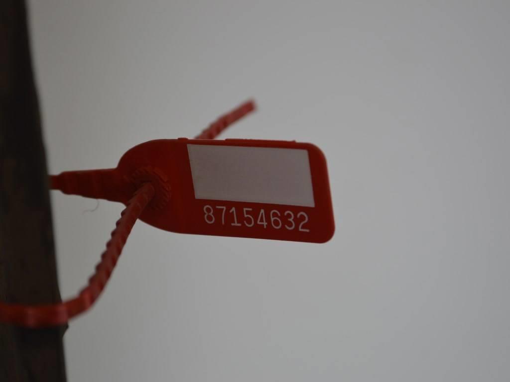 Защита арок задняя правая (подкрылок) Renault Sandero 1 (2009-2014) 8200735436