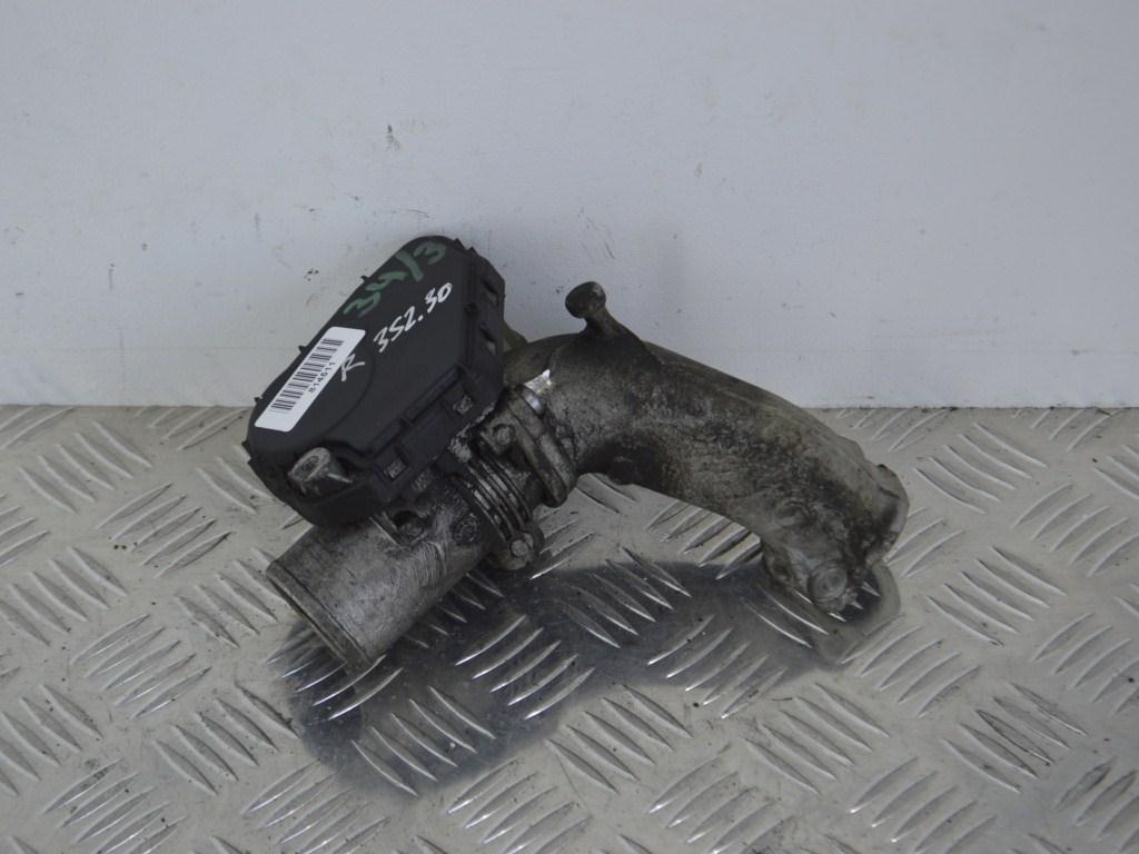 Заслонка дроссельная Renault Laguna 3 (2007-2015) 8200302798