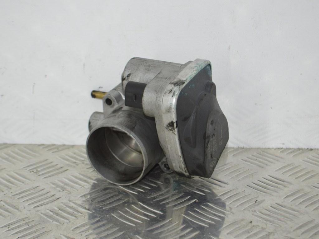 Заслонка дроссельная Renault Scenic 2 (2003-2009) 8200190230, 8200171134