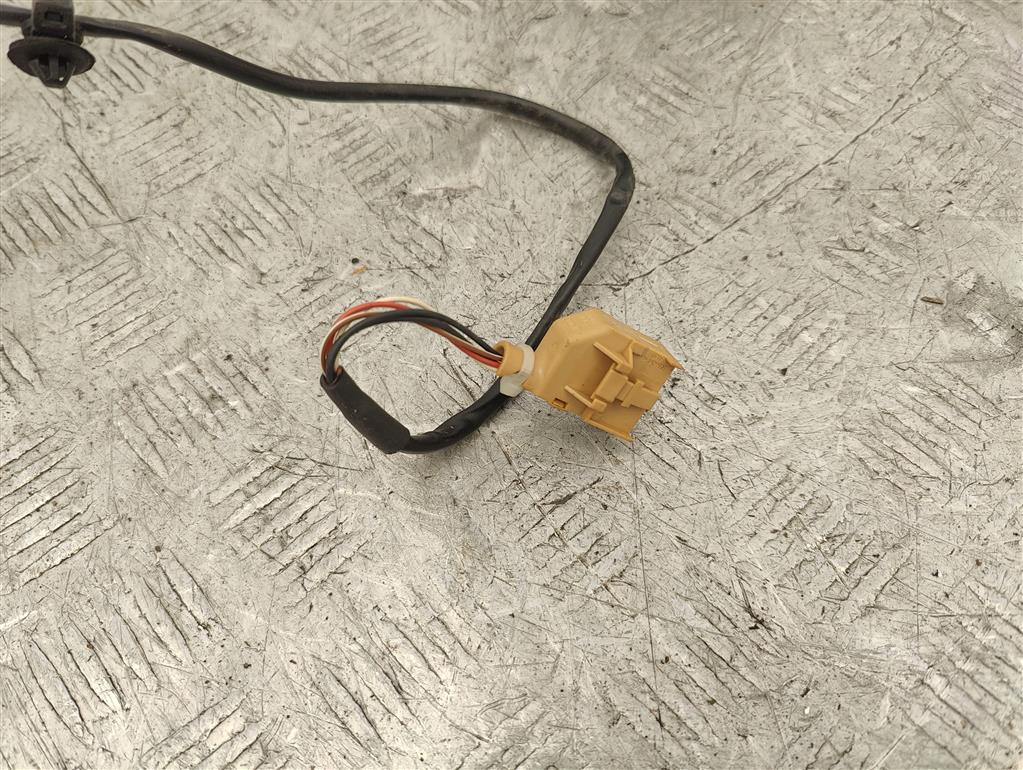 Зеркало наружное левое