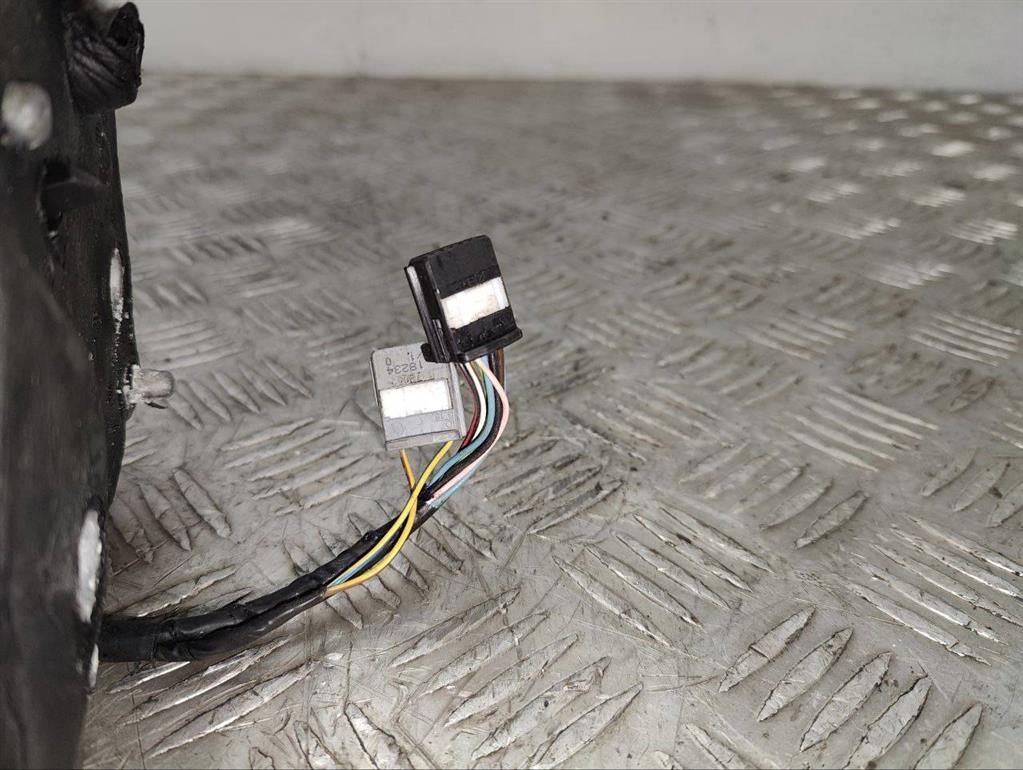 Зеркало наружное правое