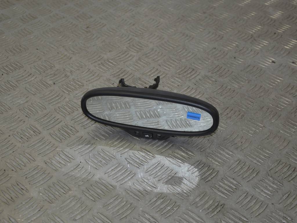 Зеркало салона